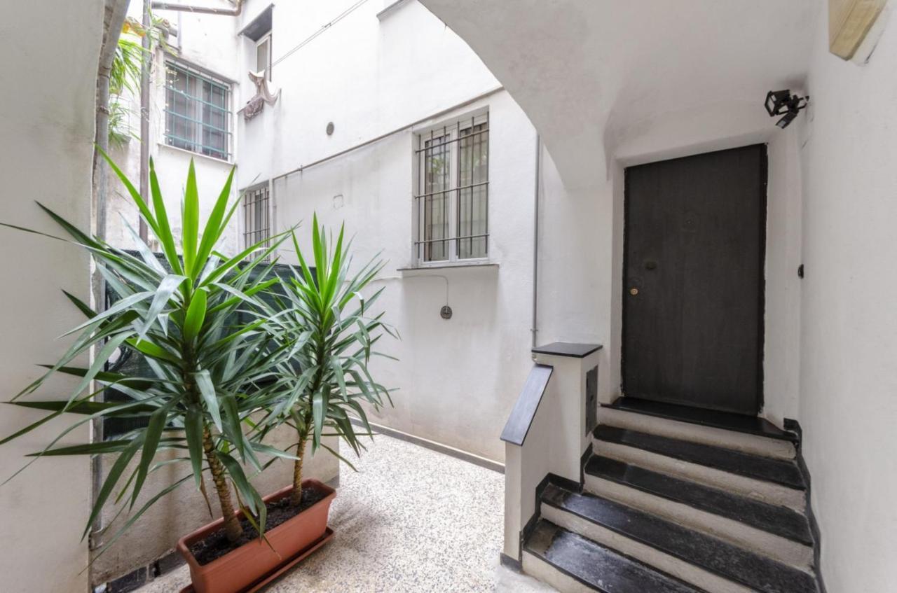 Joivy Warm Family Flat For 9, Near Porto Antico Apartment Genoa Exterior photo