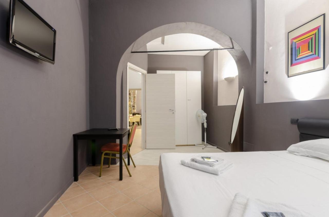 Joivy Warm Family Flat For 9, Near Porto Antico Apartment Genoa Exterior photo